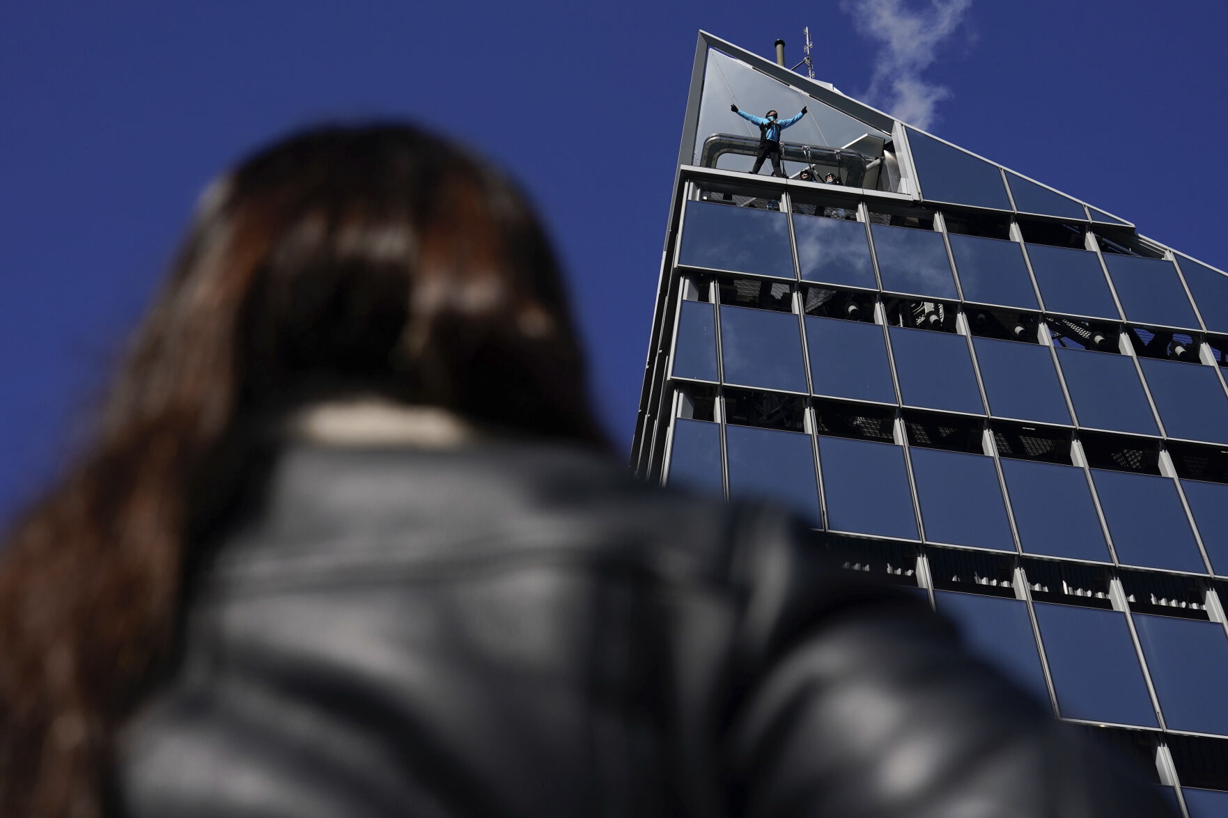 Skyscraper Climb